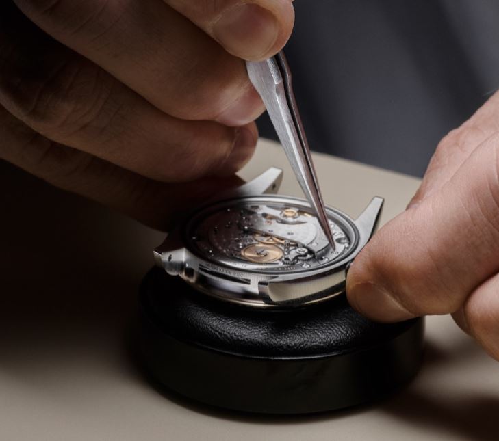 Rolex Maintenance - What Rolex says about it officially